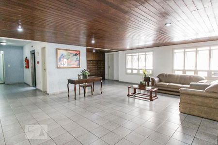 Hall de Entrada de apartamento para alugar com 1 quarto, 70m² em Passo da Areia, Porto Alegre
