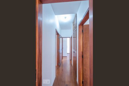 Apartamento para alugar com 90m², 3 quartos e 1 vaga Apartamento para alugar com 90m², 3 quartos e 1 vagacorredor