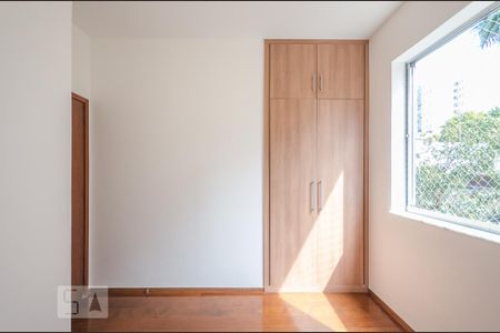 Apartamento para alugar com 90m², 3 quartos e 1 vaga Apartamento para alugar com 90m², 3 quartos e 1 vagaQuarto 2