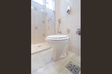 Apartamento para alugar com 90m², 3 quartos e 1 vaga Apartamento para alugar com 90m², 3 quartos e 1 vagaBanheiro Social