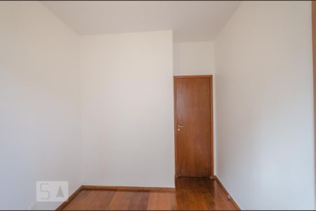 Apartamento para alugar com 90m², 3 quartos e 1 vaga Apartamento para alugar com 90m², 3 quartos e 1 vagaQuarto 2