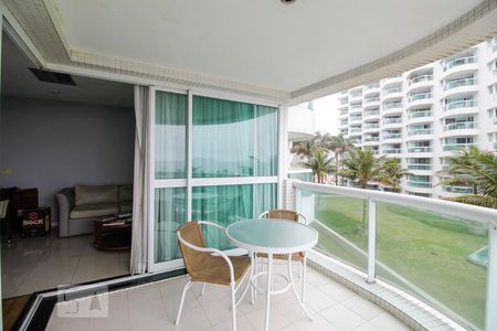 Apartamento para alugar com 53m², 1 quarto e 1 vagaVaranda