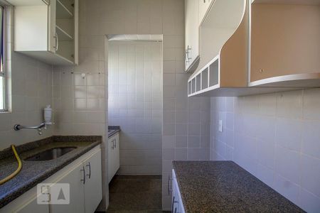 Cozinha de apartamento à venda com 2 quartos, 59m² em Nova Suíssa, Belo Horizonte