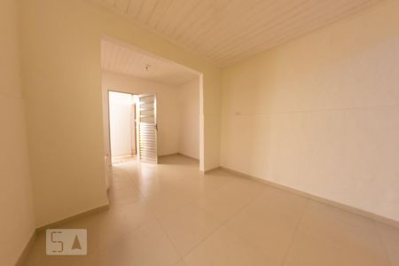 Sala de casa para alugar com 1 quarto, 40m² em Parque Peruche, São Paulo
