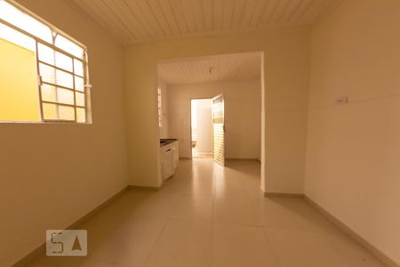 Sala de casa para alugar com 1 quarto, 40m² em Parque Peruche, São Paulo