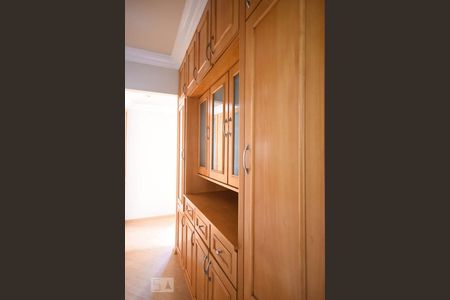 Corredor de apartamento para alugar com 3 quartos, 167m² em Vila Andrade, São Paulo