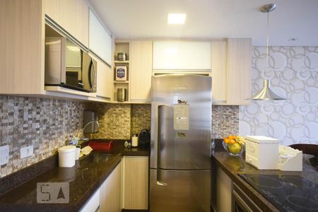 Cozinha de apartamento para alugar com 1 quarto, 39m² em Jardim Ampliação, São Paulo