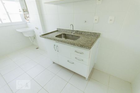 Casa de condomínio para alugar com 50m², 2 quartos e 1 vaga Casa de condomínio para alugar com 50m², 2 quartos e 1 vagaCozinha e Área de Serviço