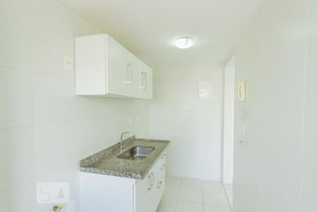 Casa de condomínio para alugar com 50m², 2 quartos e 1 vaga Casa de condomínio para alugar com 50m², 2 quartos e 1 vagaCozinha e Área de Serviço