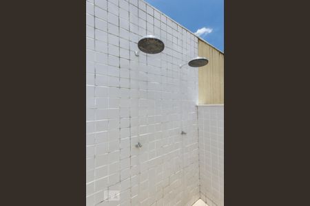 Casa de condomínio para alugar com 50m², 2 quartos e 1 vaga Casa de condomínio para alugar com 50m², 2 quartos e 1 vagaÁrea - Piscinas
