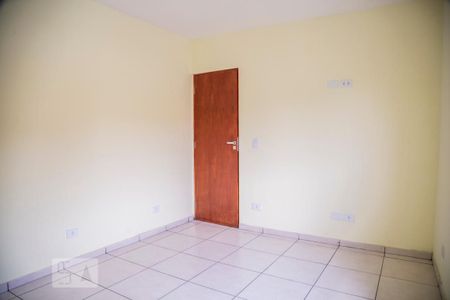 Quarto 1 de casa para alugar com 1 quarto, 60m² em Parque Guarani, São Paulo