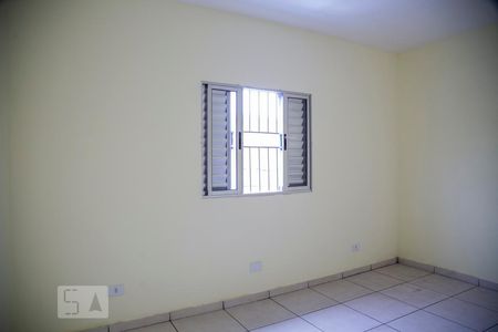 Quarto 1 de casa para alugar com 1 quarto, 60m² em Parque Guarani, São Paulo