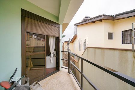Casa à venda com 450m², 4 quartos e 6 vagas Casa à venda com 450m², 4 quartos e 6 vagasVaranda suíte 1