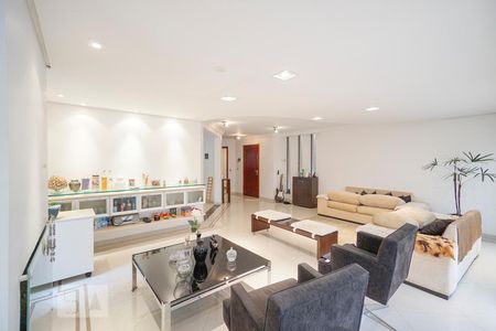 Sala de estar de casa à venda com 4 quartos, 450m² em Parque da Vila Prudente, São Paulo