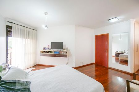 Casa à venda com 450m², 4 quartos e 6 vagas Casa à venda com 450m², 4 quartos e 6 vagasQuarto 4 suíte