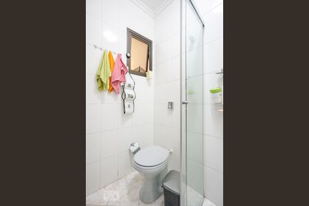 Casa à venda com 450m², 4 quartos e 6 vagas Casa à venda com 450m², 4 quartos e 6 vagasBanheiro de serviço