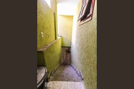 Casa de condomínio à venda com 360m², 5 quartos e 6 vagasEscada Primeiro Andar 