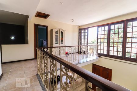 Casa de condomínio à venda com 360m², 5 quartos e 6 vagasHall Terceiro Andar