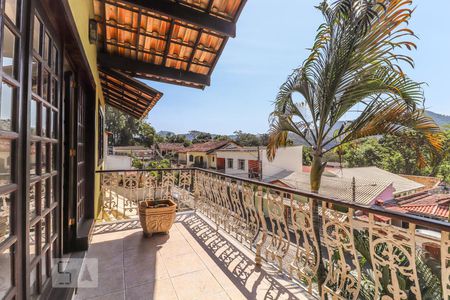 Casa de condomínio à venda com 360m², 5 quartos e 6 vagasVaranda Terceiro Andar