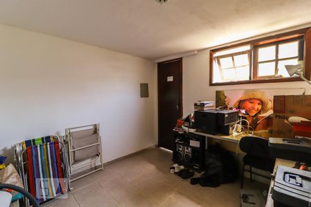 Casa de condomínio à venda com 360m², 5 quartos e 6 vagasQuarto de Serviço