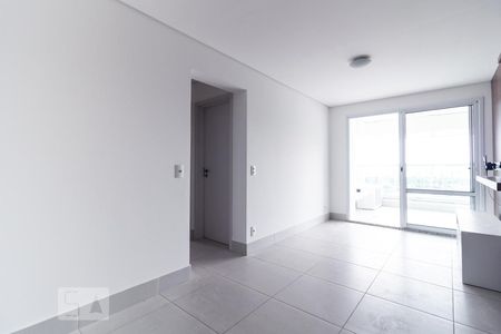 Sala de apartamento para alugar com 2 quartos, 68m² em Jardim Aeroporto, São Paulo