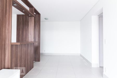 Sala de apartamento para alugar com 2 quartos, 68m² em Jardim Aeroporto, São Paulo