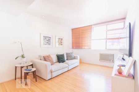 Sala de apartamento para alugar com 2 quartos, 73m² em Botafogo, Rio de Janeiro