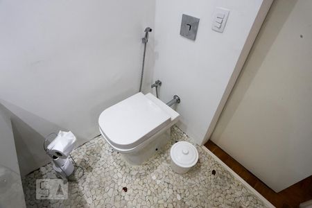 Apartamento à venda com 115m², 3 quartos e 1 vagaDetalhe banheiro Suíte