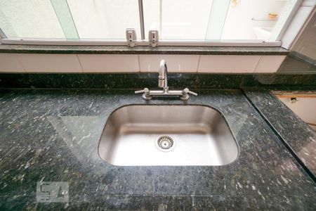 Casa de condomínio para alugar com 60m², 2 quartos e 1 vaga Casa de condomínio para alugar com 60m², 2 quartos e 1 vagaDetalhe cozinha