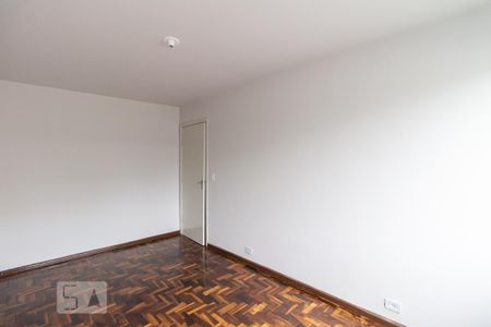 Quarto 1 de apartamento para alugar com 3 quartos, 67m² em São Francisco, Curitiba