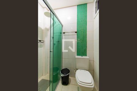 Casa à venda com 400m², 4 quartos e 2 vagas Casa à venda com 400m², 4 quartos e 2 vagasBanheiro 2