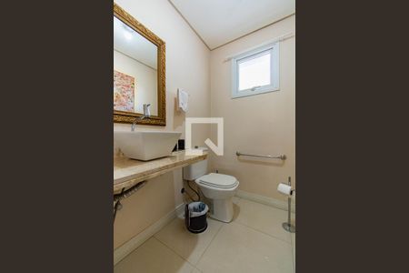 Casa à venda com 400m², 4 quartos e 2 vagas Casa à venda com 400m², 4 quartos e 2 vagasLavabo