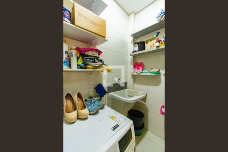 Casa à venda com 400m², 4 quartos e 2 vagas Casa à venda com 400m², 4 quartos e 2 vagasÁrea de Serviço