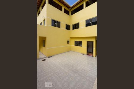 Casa para alugar com 150m², 2 quartos e 1 vaga Casa para alugar com 150m², 2 quartos e 1 vagaÁrea Externa