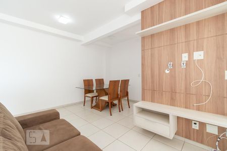 Sala de apartamento para alugar com 2 quartos, 64m² em Parque Amazônia, Goiânia