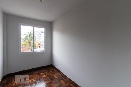 Quarto 2 de apartamento para alugar com 3 quartos, 67m² em São Francisco, Curitiba
