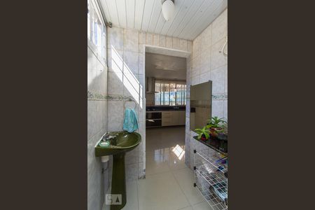 Lavabo de casa à venda com 3 quartos, 190m² em Nossa Senhora das Graças, Canoas
