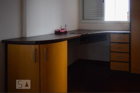 Quarto - Suíte 1 de apartamento para alugar com 4 quartos, 160m² em Vila Osasco, Osasco