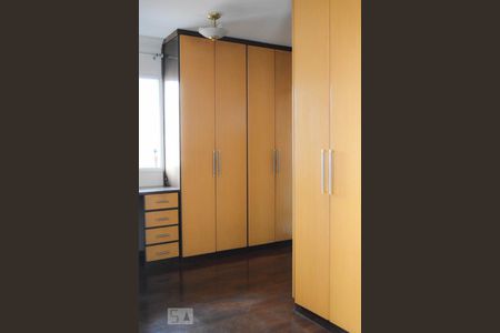 Quarto - Suíte 1 de apartamento para alugar com 4 quartos, 160m² em Vila Osasco, Osasco