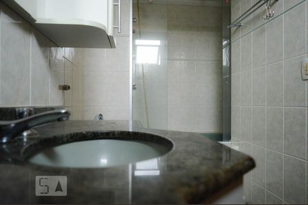 Banheiro da Suíte 1 de apartamento para alugar com 4 quartos, 160m² em Vila Osasco, Osasco