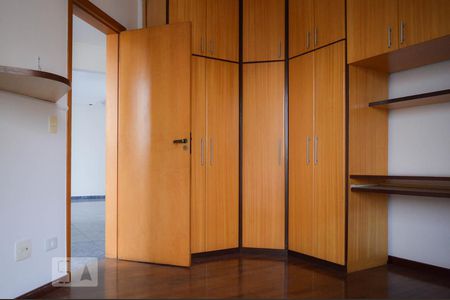 Apartamento para alugar com 160m², 4 quartos e 4 vagas Apartamento para alugar com 160m², 4 quartos e 4 vagasSuíte 3