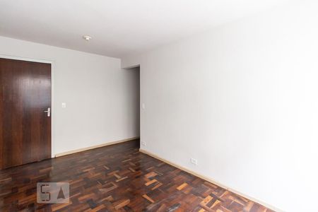 Sala de apartamento para alugar com 3 quartos, 67m² em São Francisco, Curitiba
