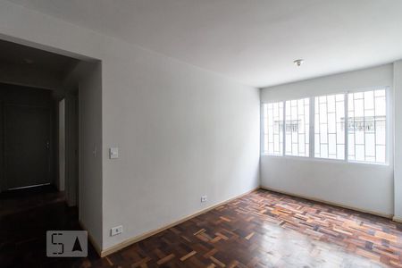 Sala de apartamento para alugar com 3 quartos, 67m² em São Francisco, Curitiba
