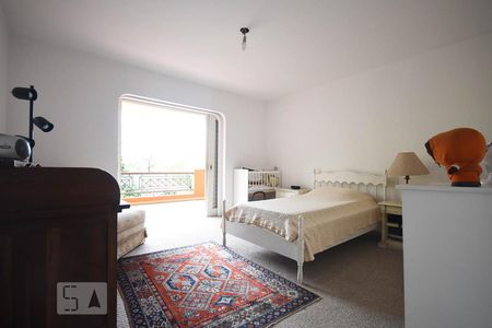 Casa para alugar com 890m², 5 quartos e 8 vagas Casa para alugar com 890m², 5 quartos e 8 vagasQuarto 2