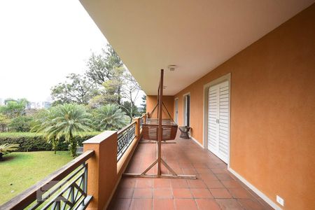 Casa para alugar com 890m², 5 quartos e 8 vagas Casa para alugar com 890m², 5 quartos e 8 vagasVaranda dos Quartos