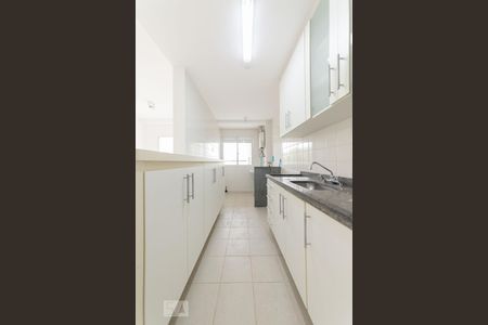 Apartamento à venda com 86m², 3 quartos e 2 vagas Apartamento à venda com 86m², 3 quartos e 2 vagasCozinha