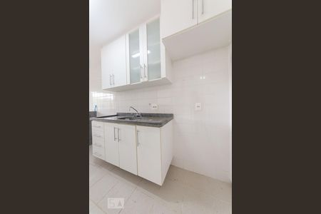 Apartamento à venda com 86m², 3 quartos e 2 vagas Apartamento à venda com 86m², 3 quartos e 2 vagasCozinha