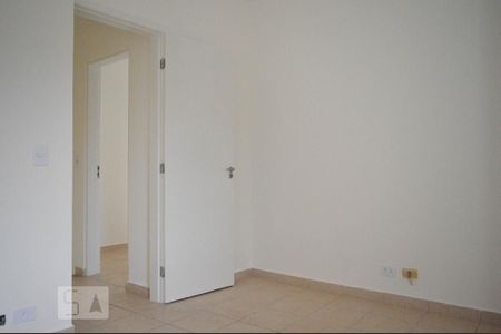 Quarto 2 (suíte) de casa para alugar com 2 quartos, 123m² em Jardim Ester, São Paulo