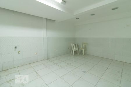 Casa à venda com 193m², 3 quartos e 2 vagasPorão