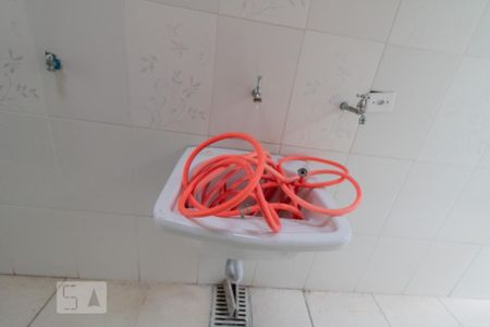 Casa à venda com 193m², 3 quartos e 2 vagasDetalhe - Corredor Lateral 